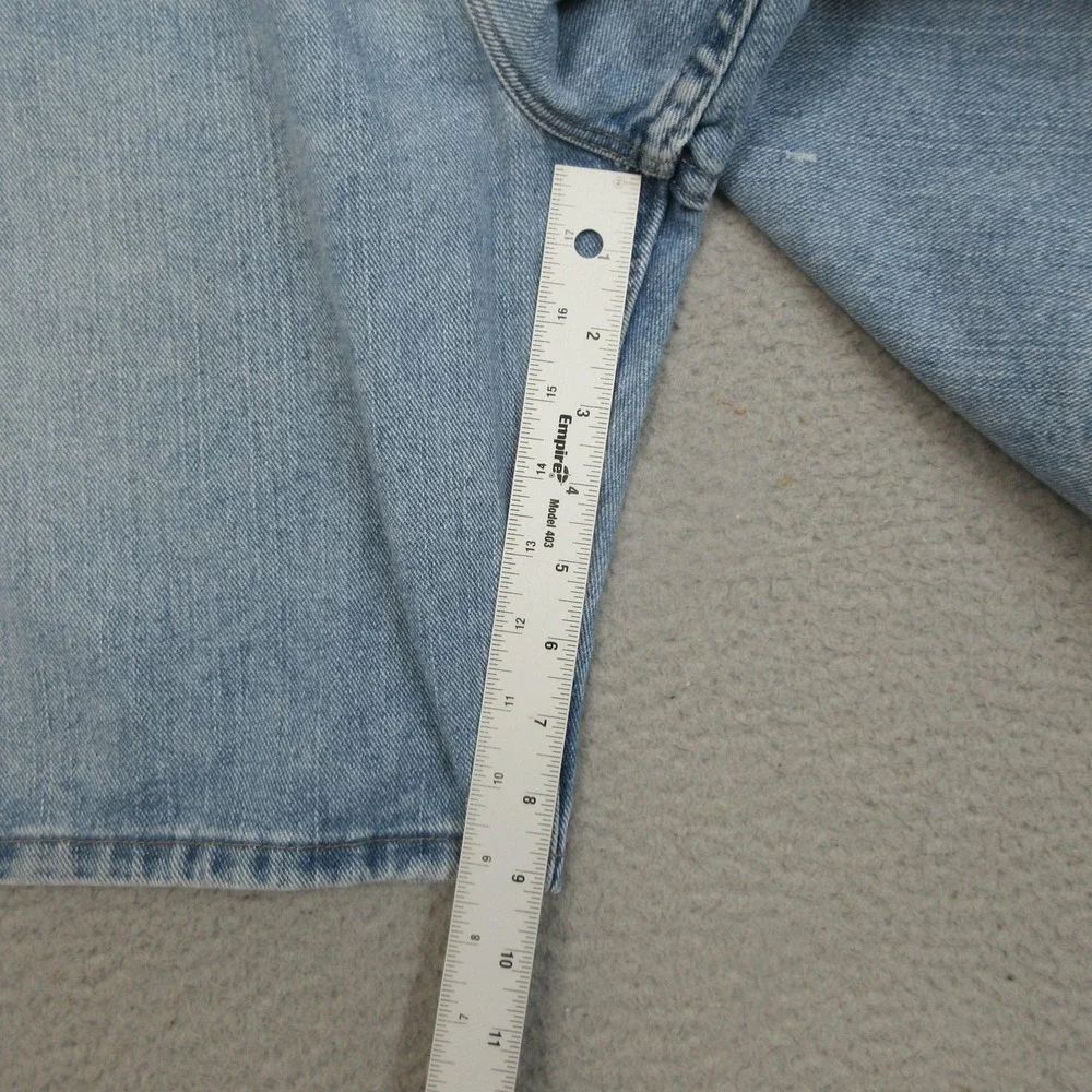 Wrangler Relaxed Fit Jean Shorts Mens 42x9 Blue Light Wash 100% Cotton Jorts Y2K
